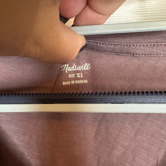NWT Madewell v-neck T-shirt sz. XL Fig - Picture 2 of 4